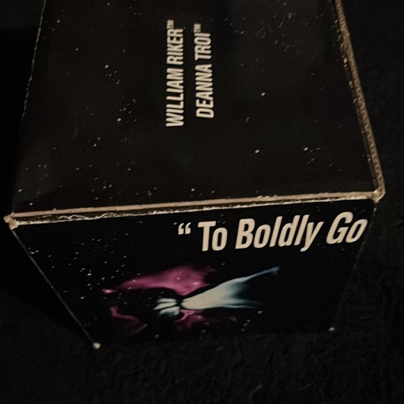 William Riker and Deanna Troi Star Trek: The Next Generation mug - Picture 12 of 16